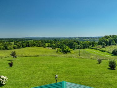 1939 College Hill Road, Waco, KY 40385