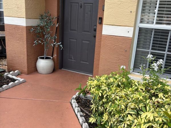 10306 Fox Trail Road S, Unit 901, West Palm Beach, FL 33411