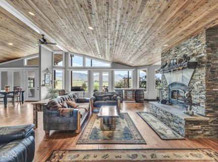 1980 Larson Lane, Coleville, CA 96107 Photo