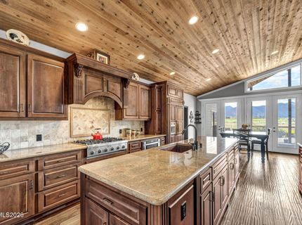 1980 Larson Lane, Coleville, CA 96107 Photo