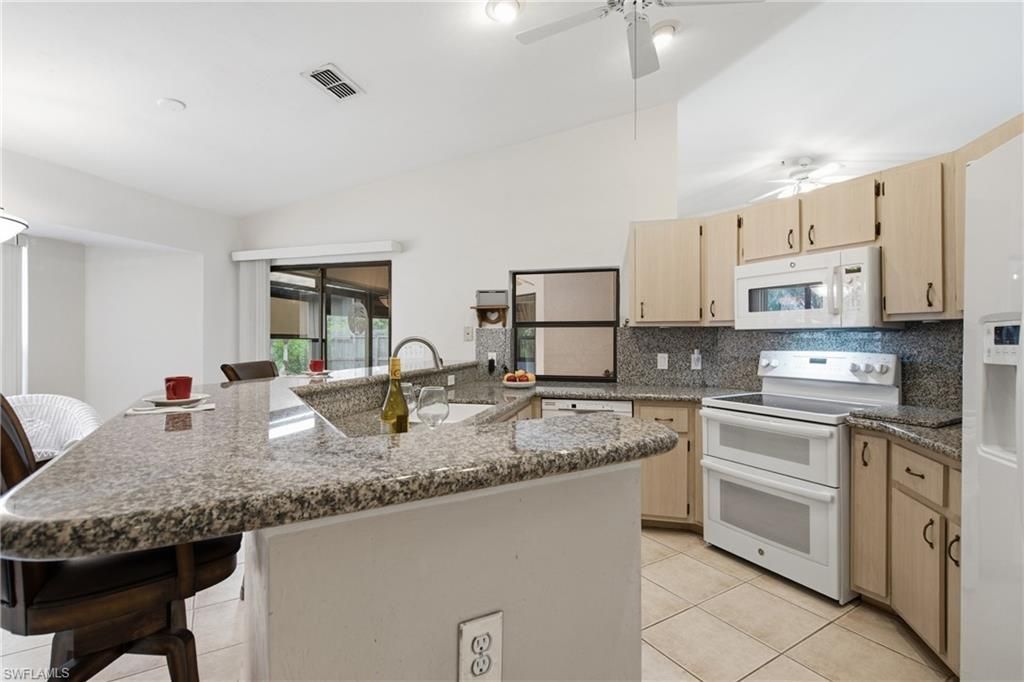2378 River Reach Dr, Naples, FL 34104 Photo