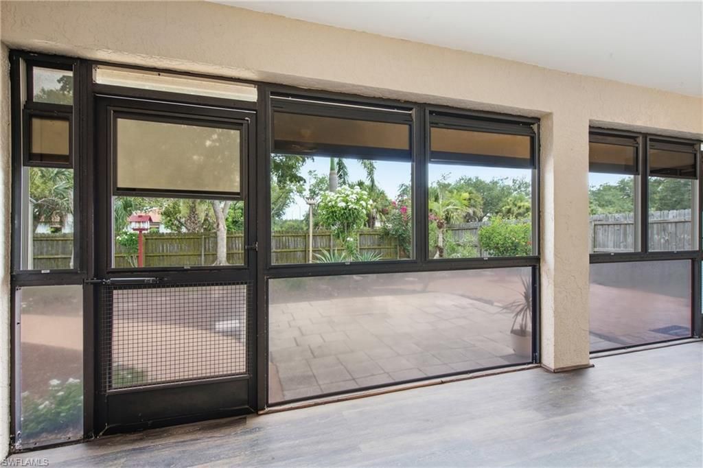2378 River Reach Dr, Naples, FL 34104 Photo