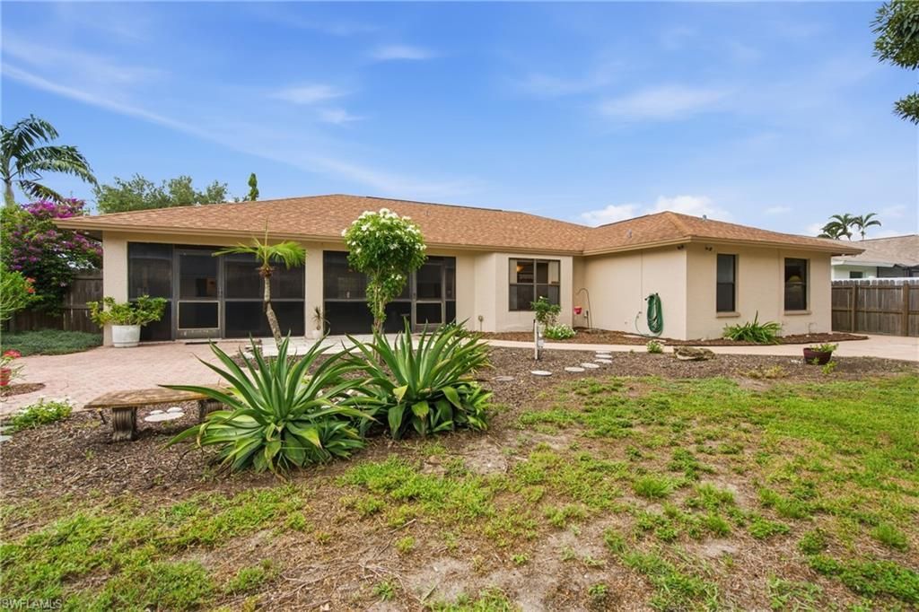 2378 River Reach Dr, Naples, FL 34104 Photo