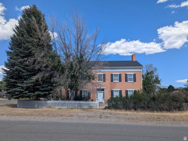 190 N 200 E, Beaver, UT 84713