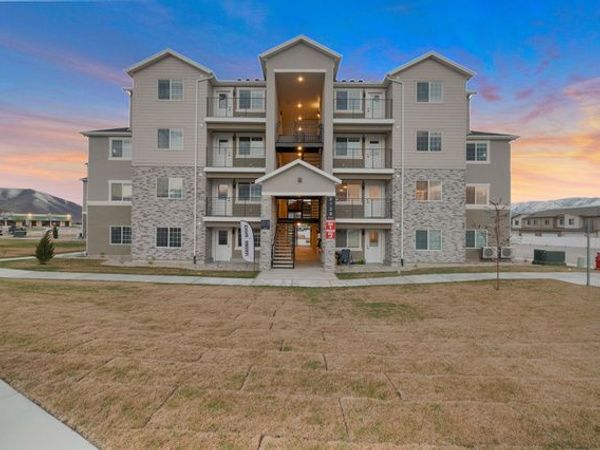 2172 S SAWMILL BLVD , Unit K-3303, Heber City, UT 84032
