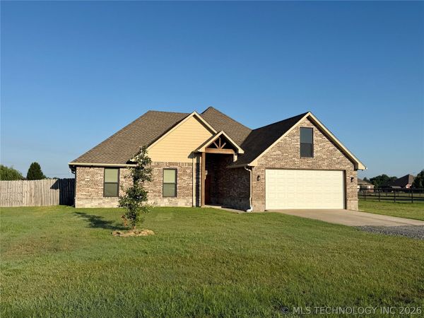 5937 S Julian Boulevard, Muskogee, OK 74403