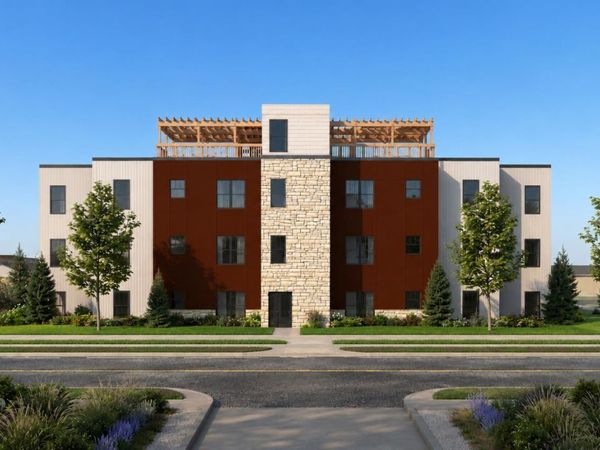 270 SE Catawba Road, Unit 102, Port Clinton, OH 43452