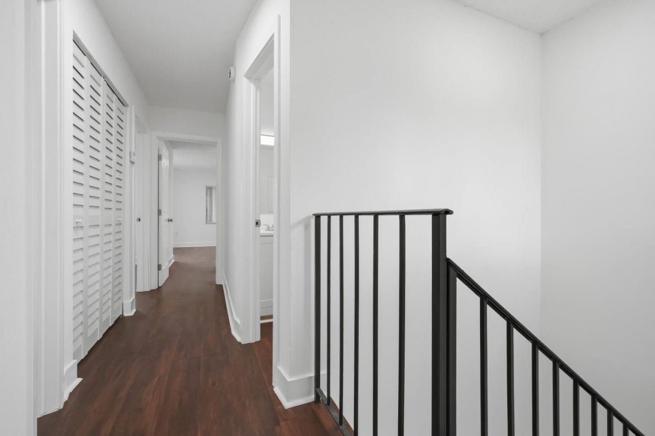 3913 NW 76th Terrace, Hollywood, FL 33024 Photo