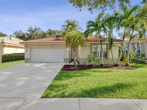 14003 N Cypress Cove Cir , Davie, FL 33325