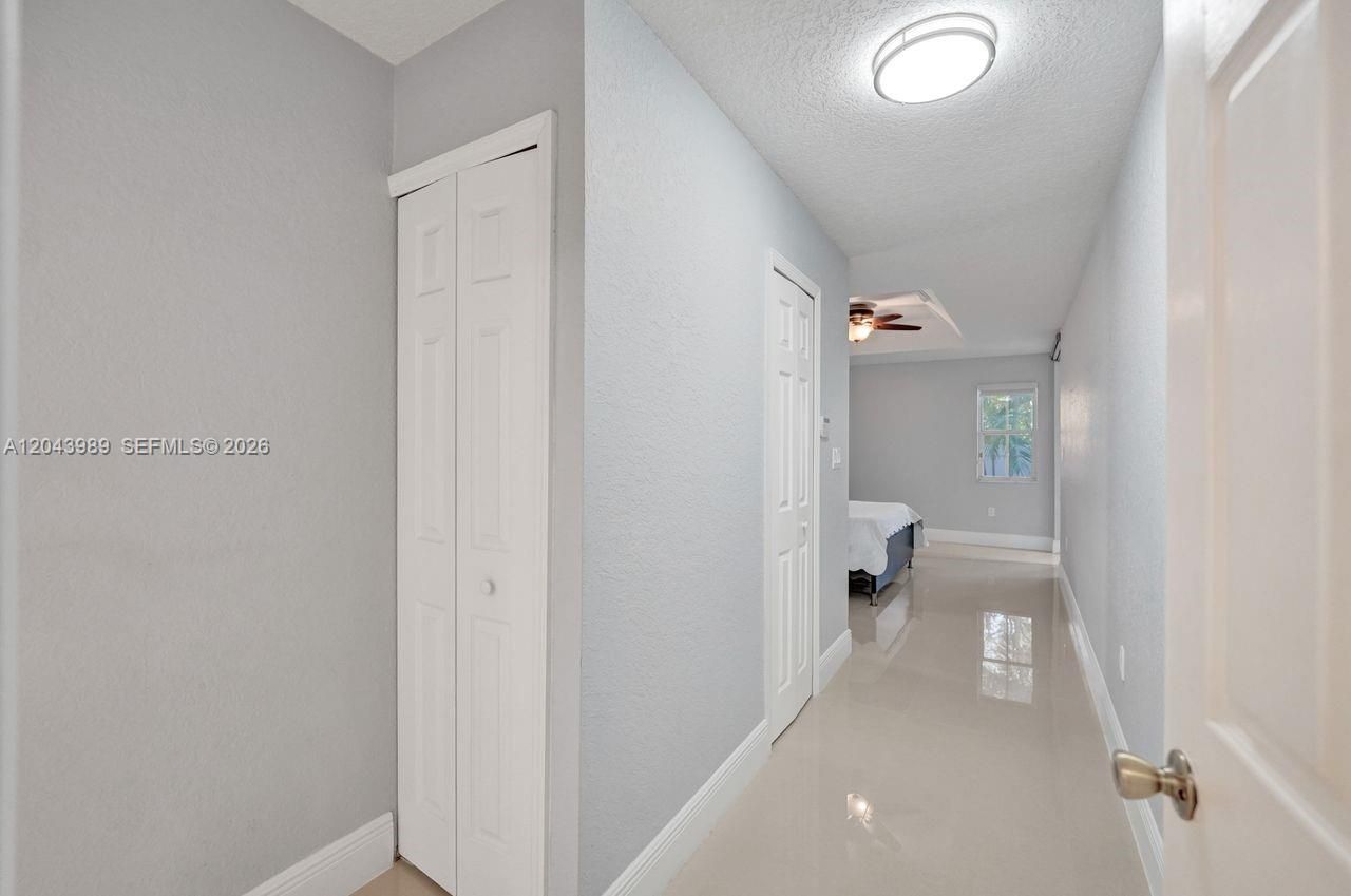 14003 N Cypress Cove Cir, Davie, FL 33325 Photo