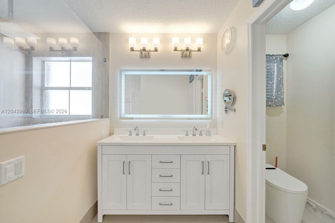 14003 N Cypress Cove Cir, Davie, FL 33325 Photo