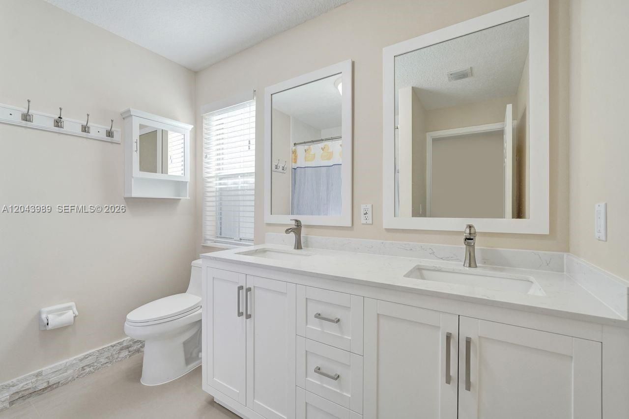 14003 N Cypress Cove Cir, Davie, FL 33325 Photo