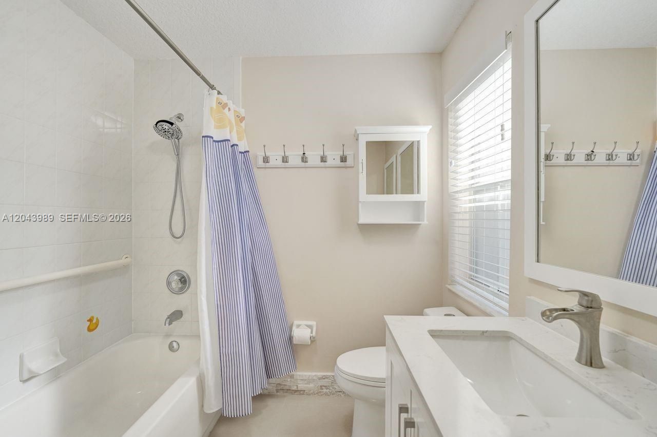 14003 N Cypress Cove Cir, Davie, FL 33325 Photo