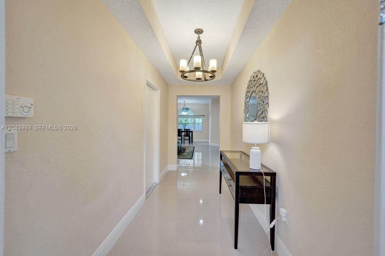 14003 N Cypress Cove Cir, Davie, FL 33325 Photo