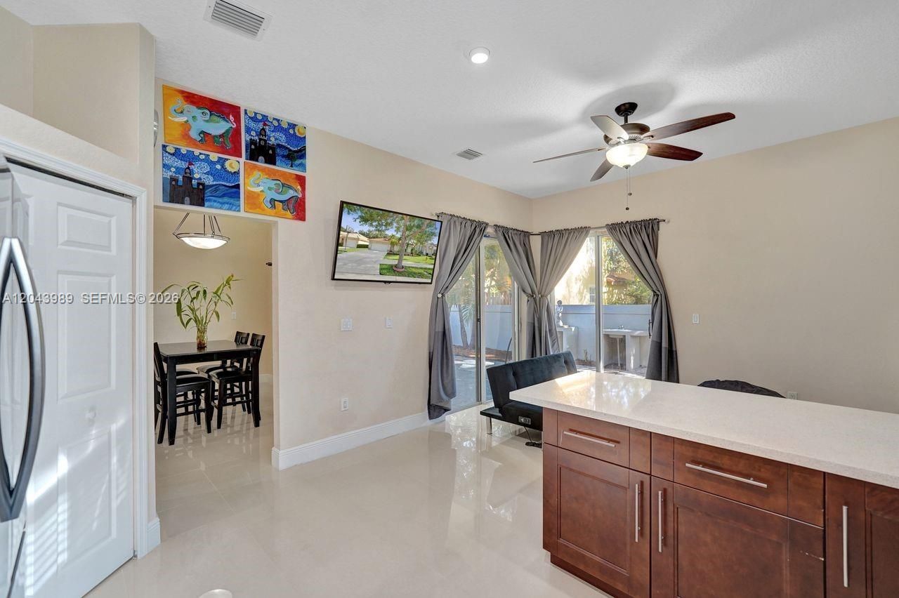 14003 N Cypress Cove Cir, Davie, FL 33325 Photo