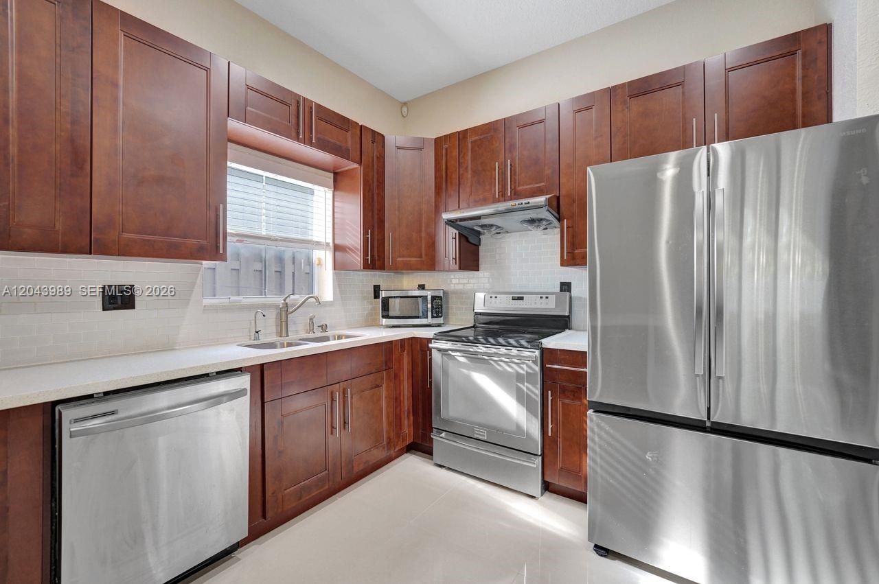 14003 N Cypress Cove Cir, Davie, FL 33325 Photo