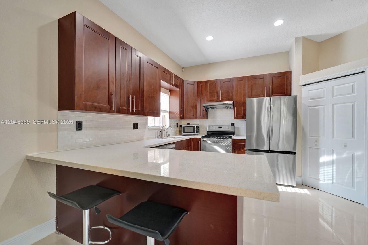 14003 N Cypress Cove Cir, Davie, FL 33325 Photo