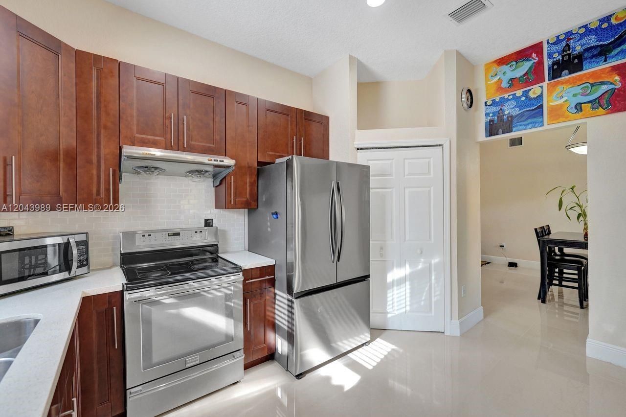 14003 N Cypress Cove Cir, Davie, FL 33325 Photo