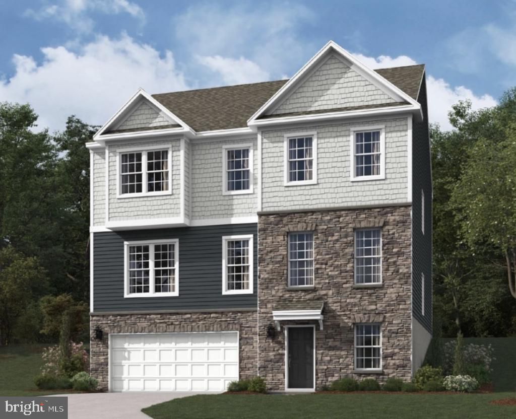 126 WINDING ROAD , FORKS TOWNSHIP, PA 18040