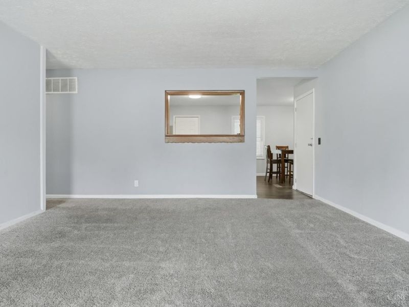 646 Bellaire Court, Union Twp, OH 45244 Photo 5