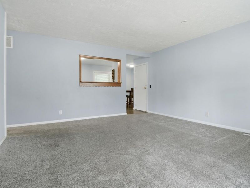 646 Bellaire Court, Union Twp, OH 45244 Photo 6