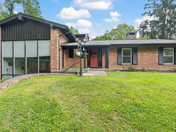 311 Whitthorne Drive, Wyoming, OH 45215