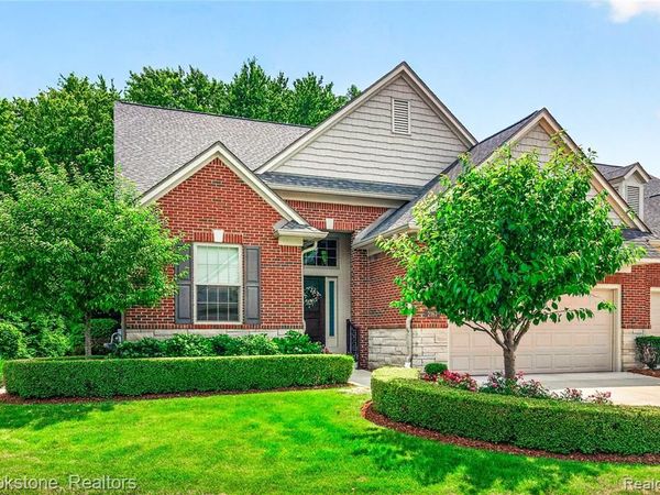 2167 Sanctuary Court, Rochester Hills, MI 48309