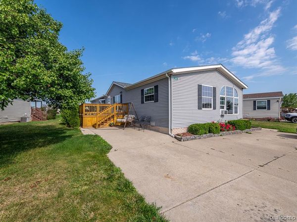 940 Tanner Landing, Raisinville Twp, MI 48161