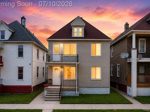 2461 Andrus Street, Hamtramck, MI 48212