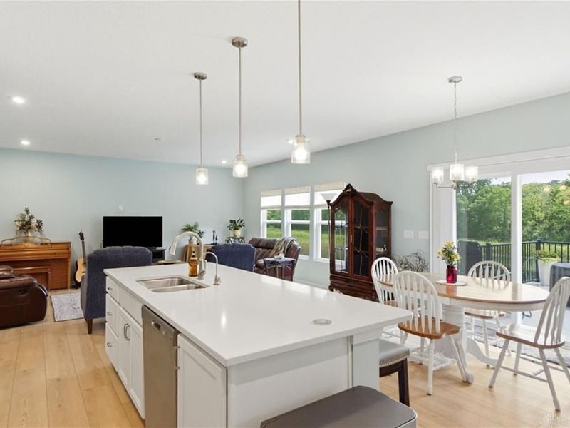1251 Heathgate Way, Fairborn, OH 45324 Photo 17