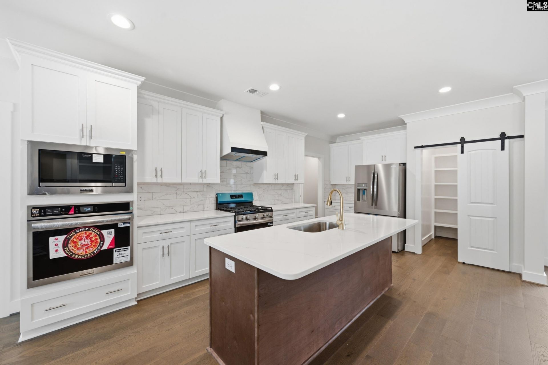 145 Lord And Tucker Court  Photo 13