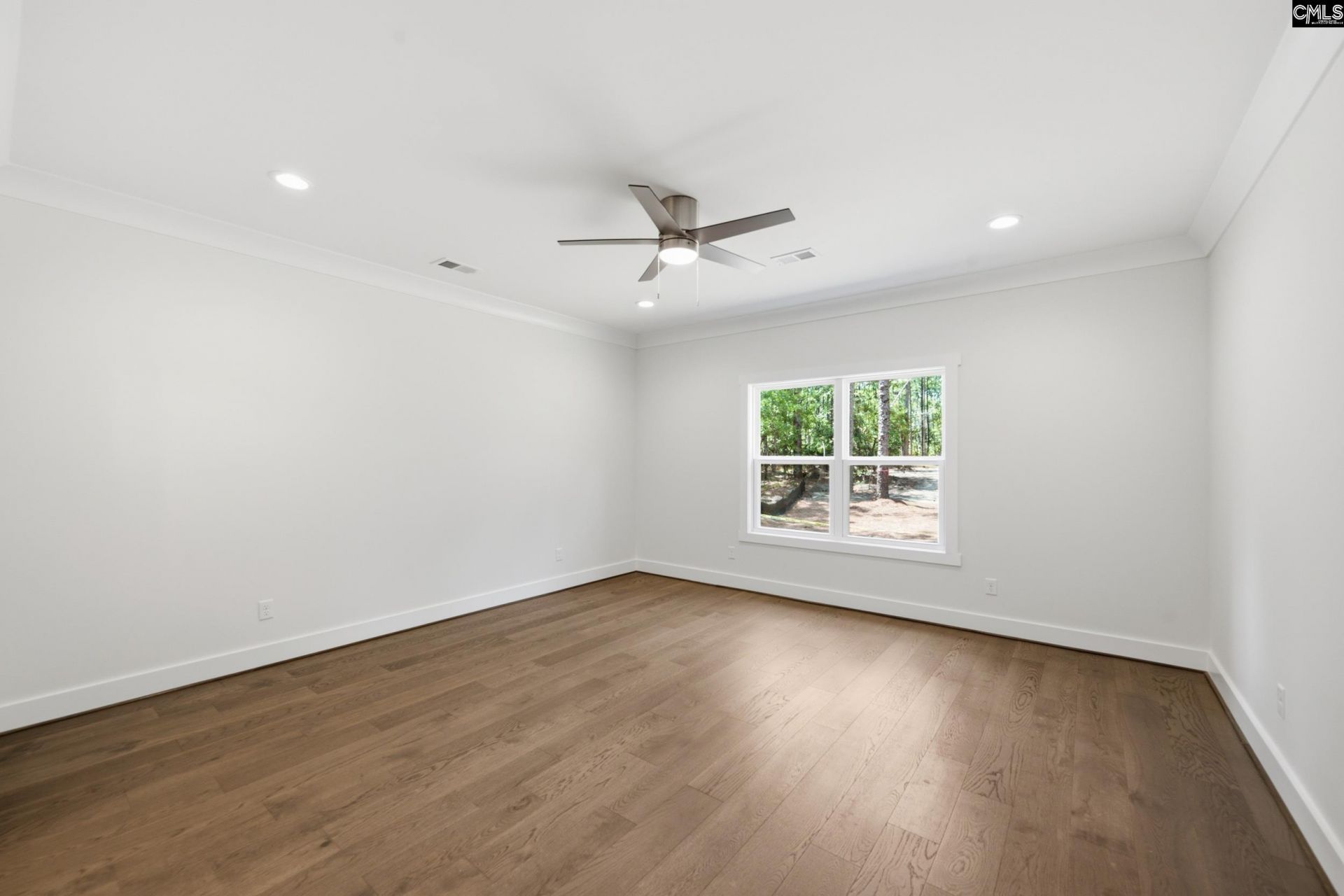 145 Lord And Tucker Court  Photo 18