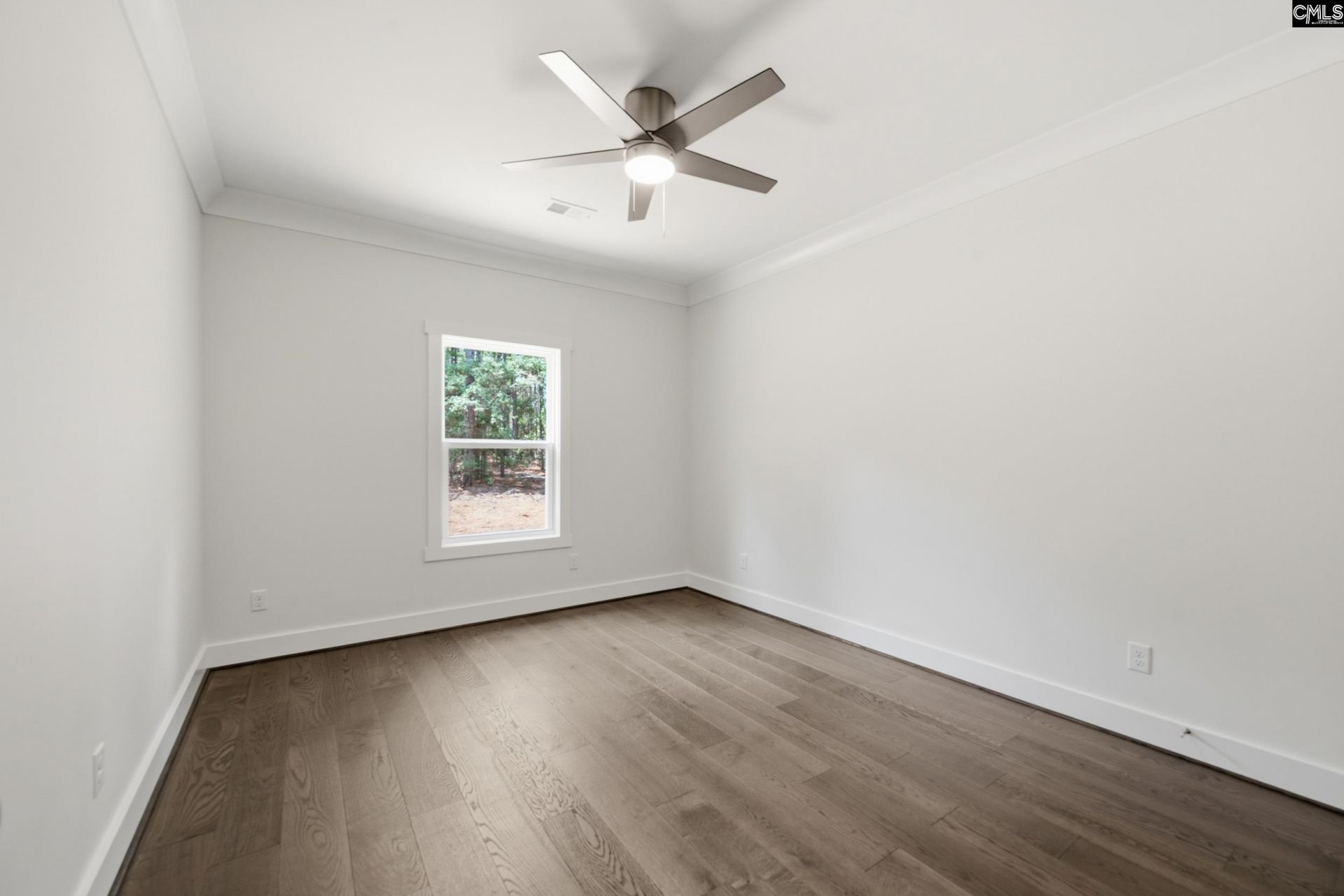 145 Lord And Tucker Court  Photo 31