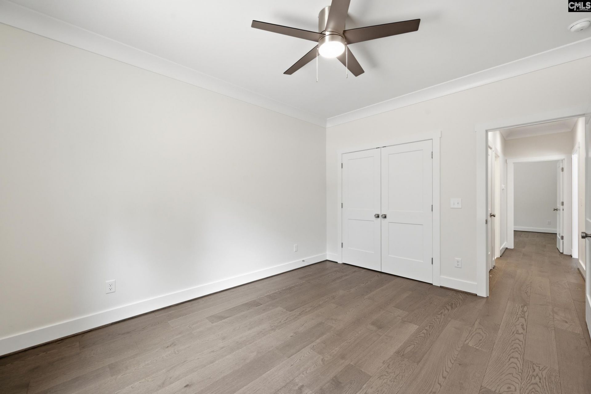 145 Lord And Tucker Court  Photo 32