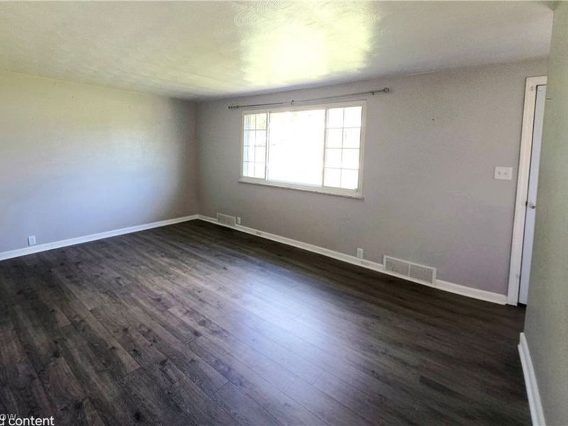 329 Thomas Street, Wintersville, OH 43953 Photo 10