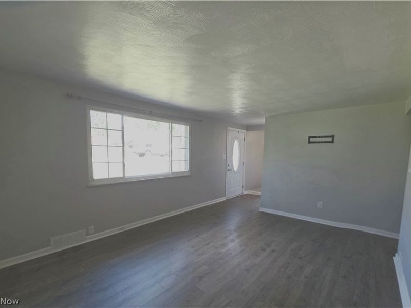 329 Thomas Street, Wintersville, OH 43953 Photo 11