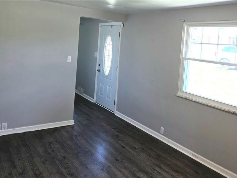 329 Thomas Street, Wintersville, OH 43953 Photo 9