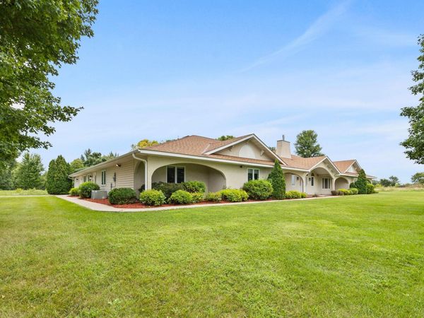 69531-1 213th Street , Darwin, MN 55324