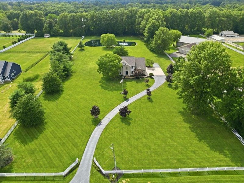 1835 Dixon Road, Blacklick, OH 43004 Photo 2
