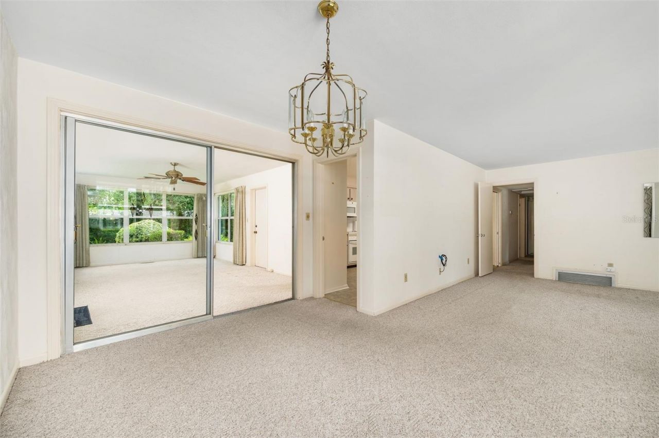 3919 SW 4th Place , Gainesville, FL 32607 Photo