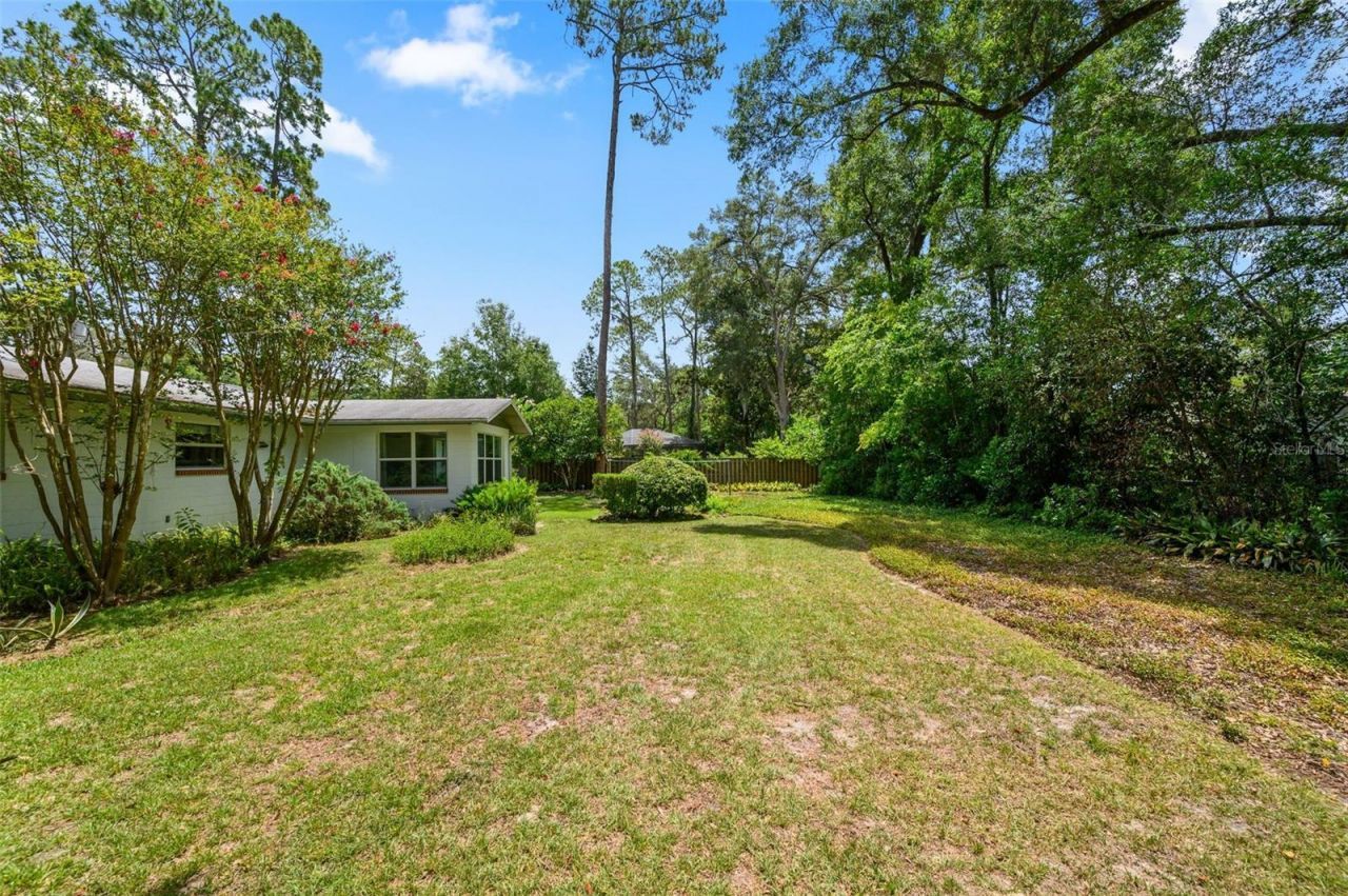 3919 SW 4th Place , Gainesville, FL 32607 Photo