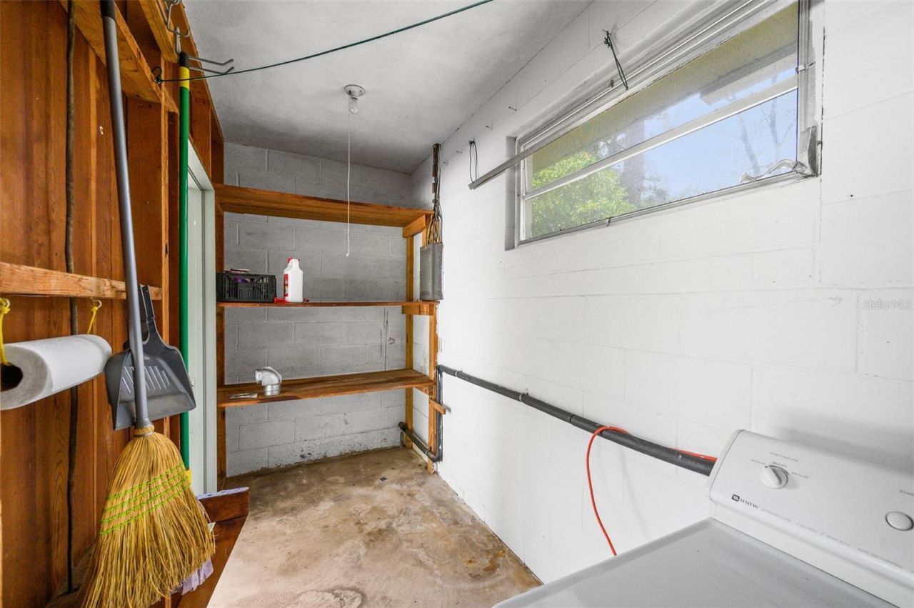 3919 SW 4th Place , Gainesville, FL 32607 Photo