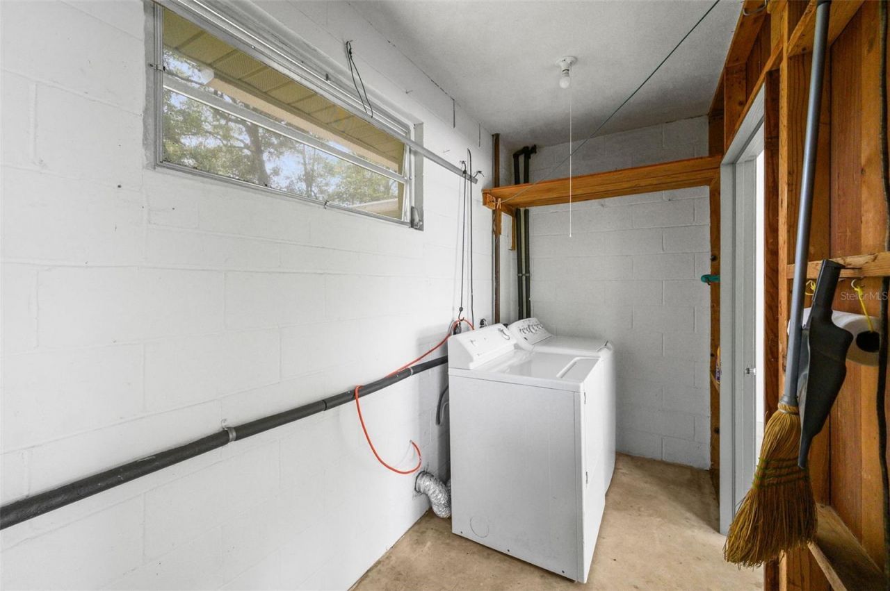 3919 SW 4th Place , Gainesville, FL 32607 Photo