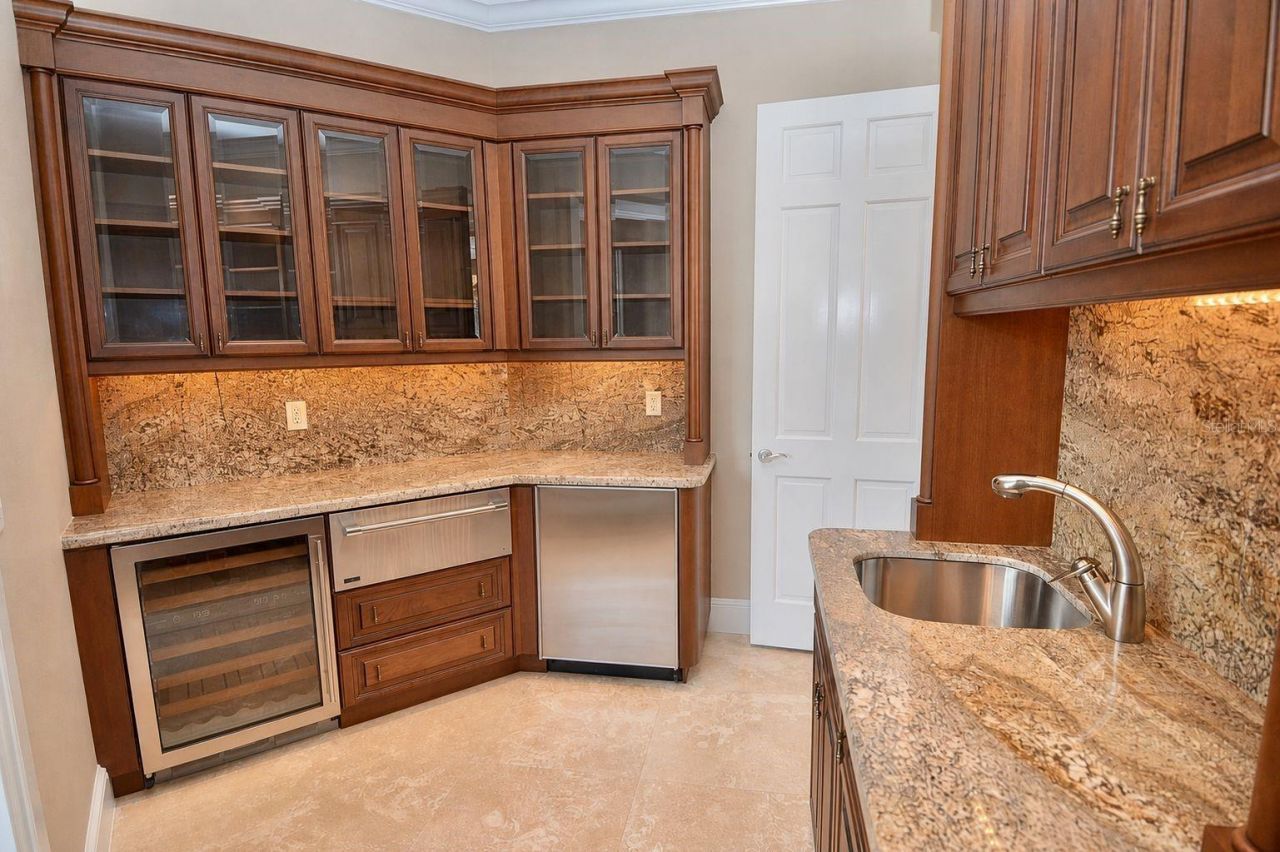 630 N River Road, Venice, FL 34293 Photo
