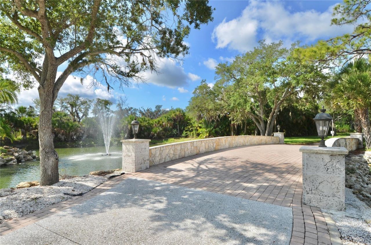 630 N River Road, Venice, FL 34293 Photo