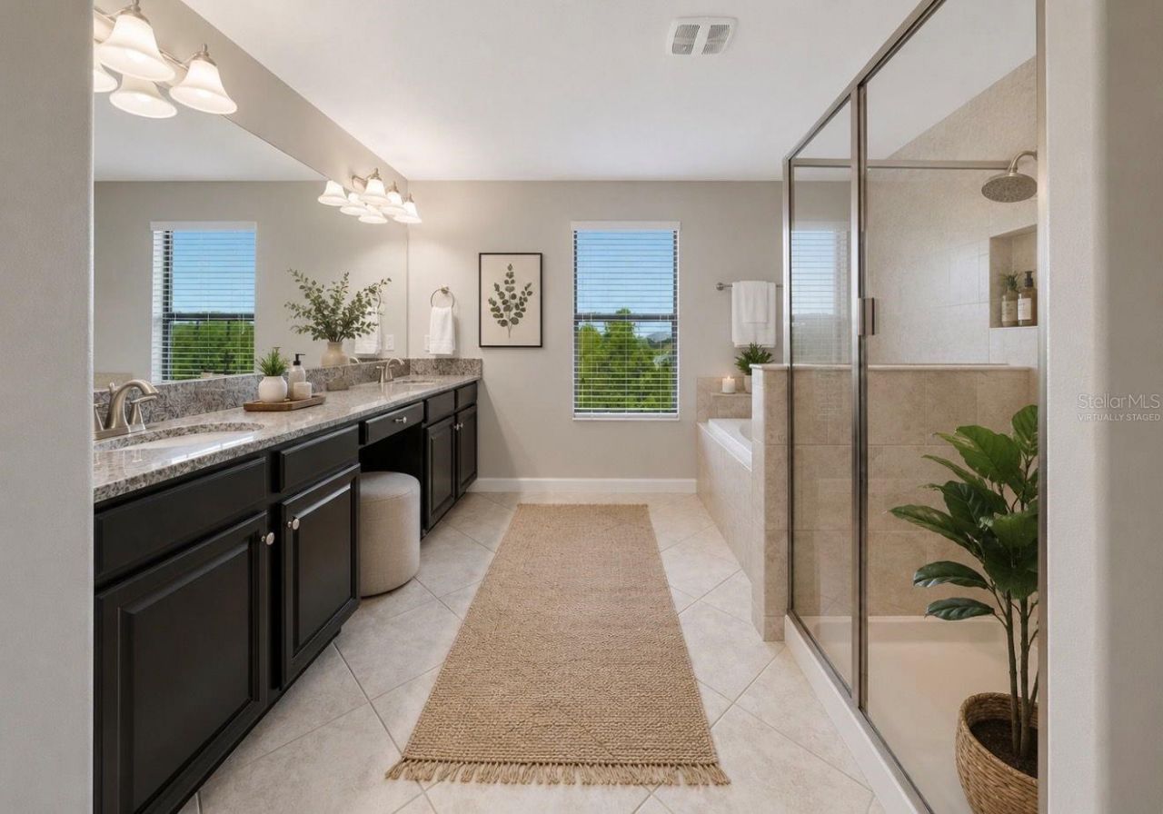 9924 Smarty Jones Drive , Ruskin, FL 33573 Photo