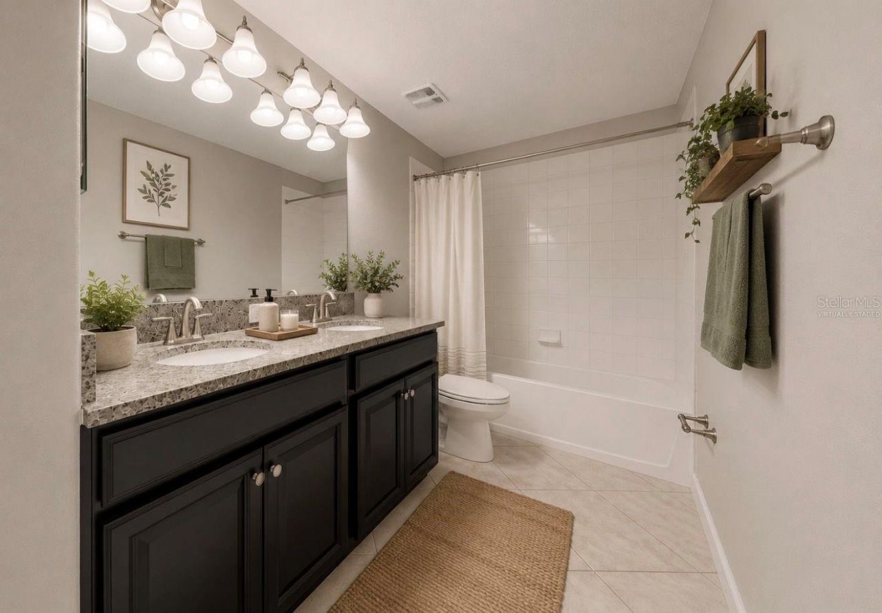 9924 Smarty Jones Drive , Ruskin, FL 33573 Photo