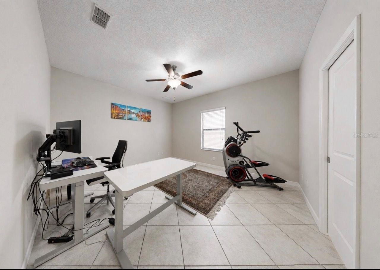 9924 Smarty Jones Drive , Ruskin, FL 33573 Photo