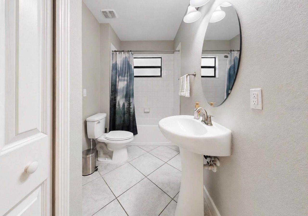 9924 Smarty Jones Drive , Ruskin, FL 33573 Photo