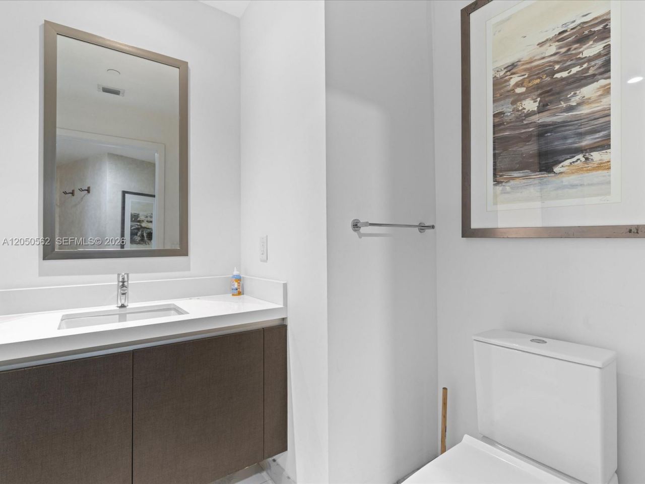 851 NE 1st Ave , Unit 3000, Miami, FL 33132 Photo